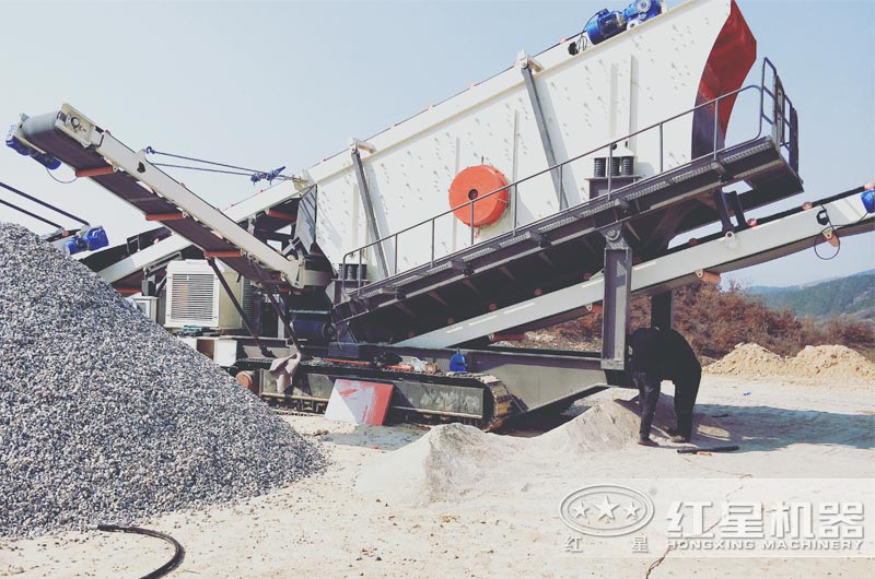 振動篩制造廠家就找河南紅星，固定式、移動式都有