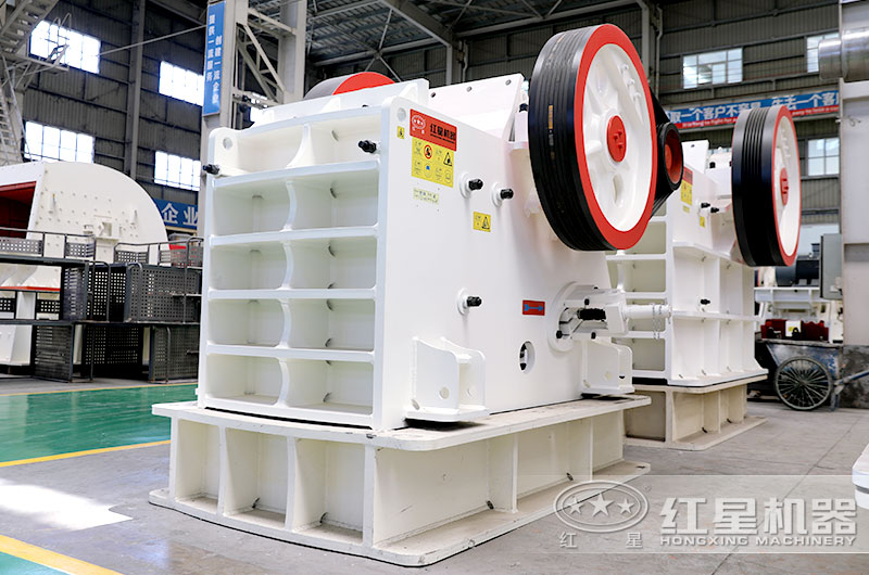 69鄂式破碎機規(guī)模中等，價格便宜合理