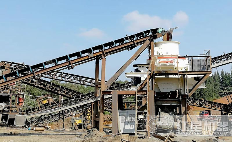 客戶來廠咨詢：想購買日產(chǎn)1000噸的制砂機，有推薦的型號嗎？